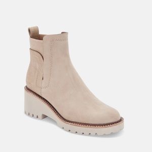 NIB Dolce Vita Huey H2o Bootie in Dune Suede Size 8